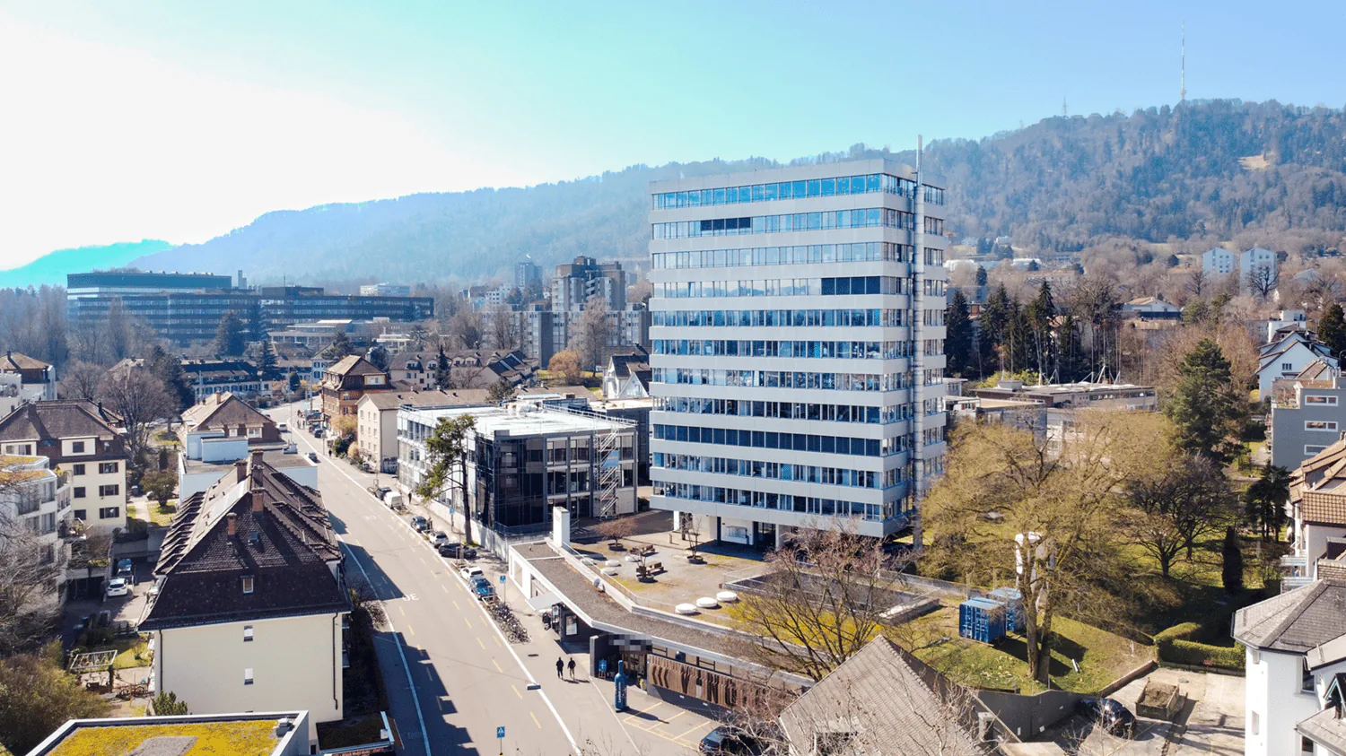 PLUG & PLAY OFFICES MIT VIEL TAGESLICHT