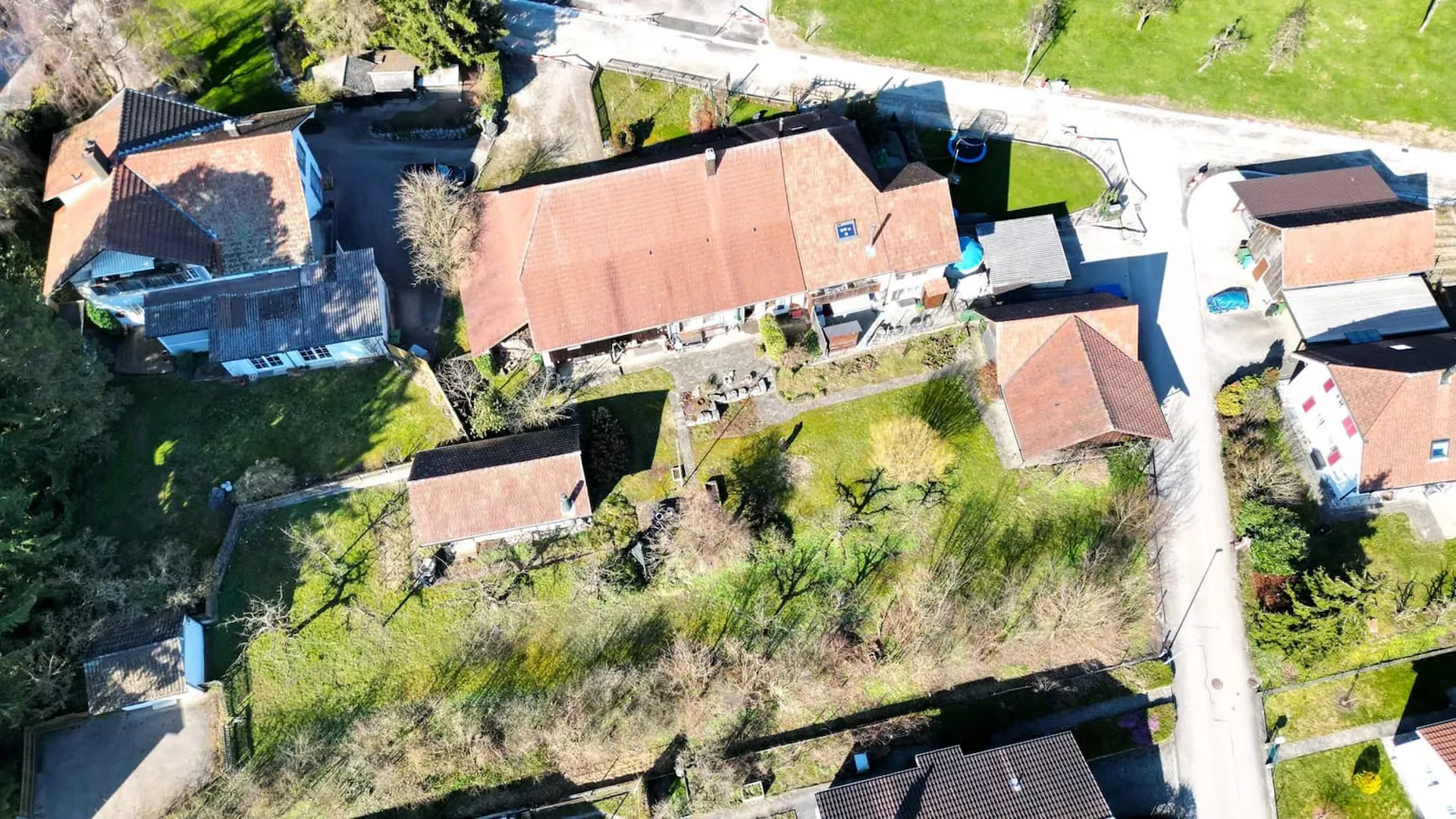 Habiter et développer : ferme avec réserve de terrain à Attiswil