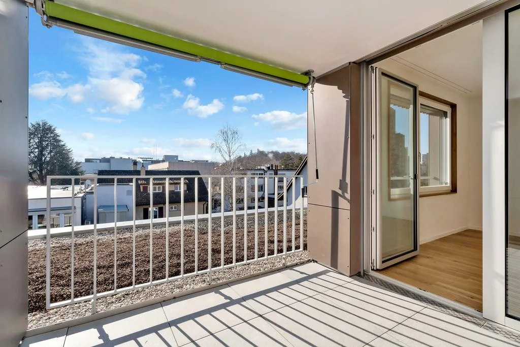 Appartamento attico esclusivo di 2,5 locali con loggia e terrazza