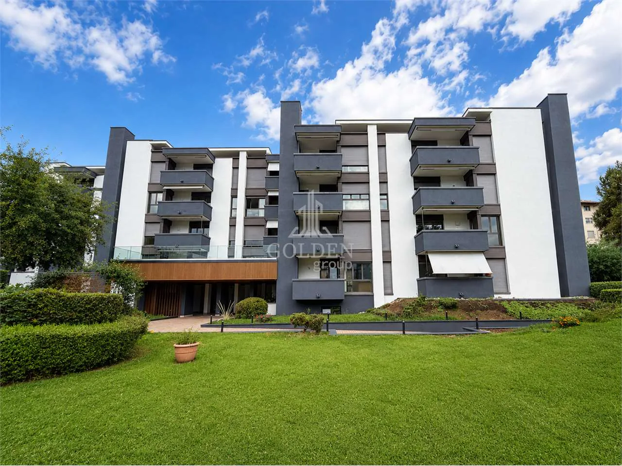 Breganzona - 4.5 rooms of 138 m² on the 2nd floor, convertible into 5.5 rooms