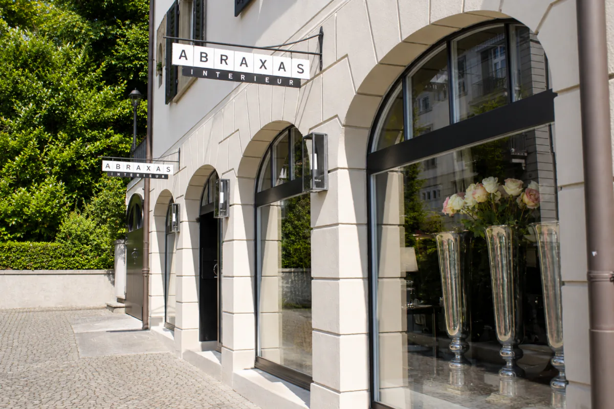 Repräsentatives Büro mit Showroom an bester Lage beim Klusplatz