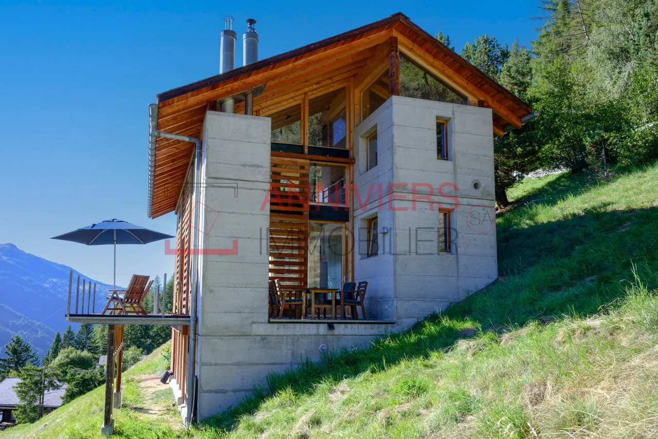 Séduisant chalet d'exception avec panorama alpin absolu