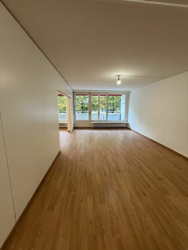 Grosse und moderne 2.5 Zimmerwohnung jetzt zu vermieten!