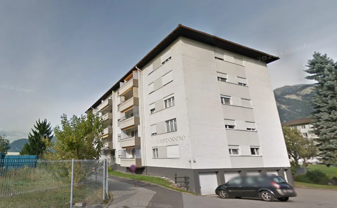 Bright 3.5-room apartment with balcony and view in Thusis