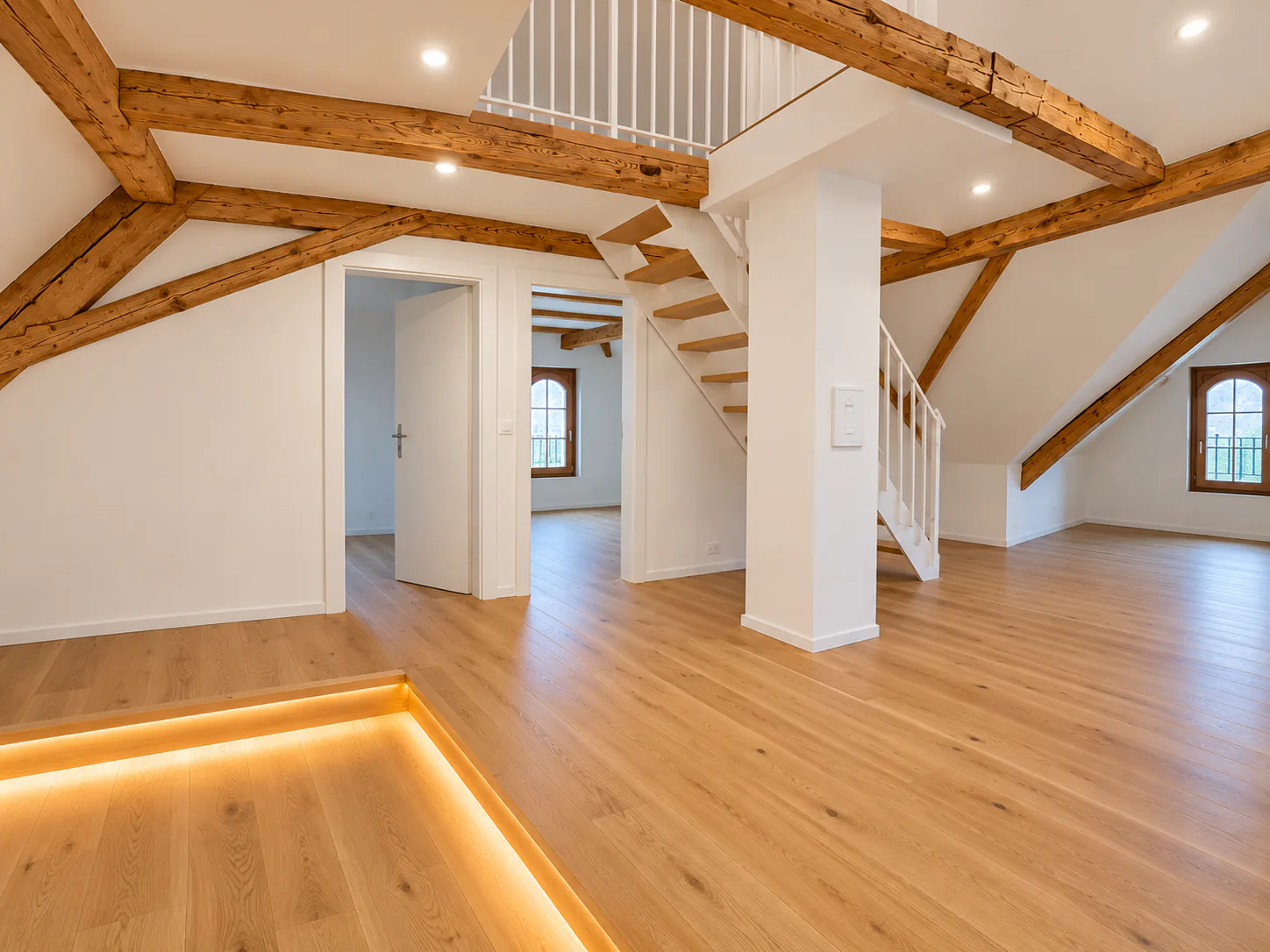 Charming 3-room maisonette apartment in Sins