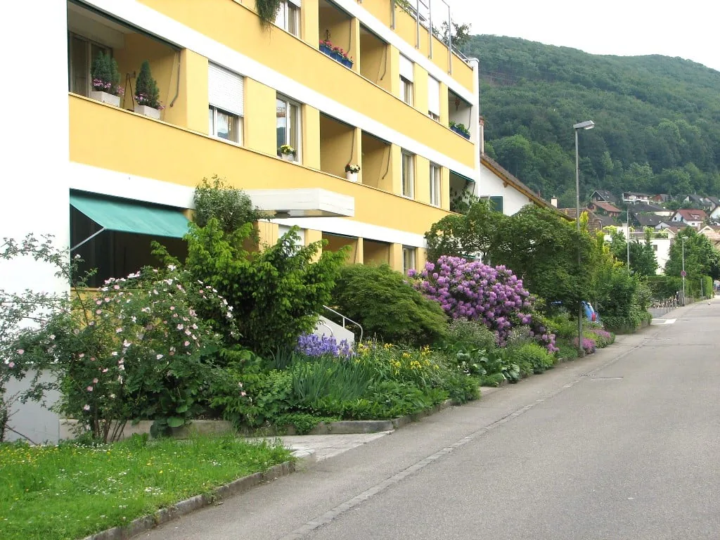 Ruhige, helle und grosszügige 3.5-Zimmerwohnung in beliebtem Wohnquartier