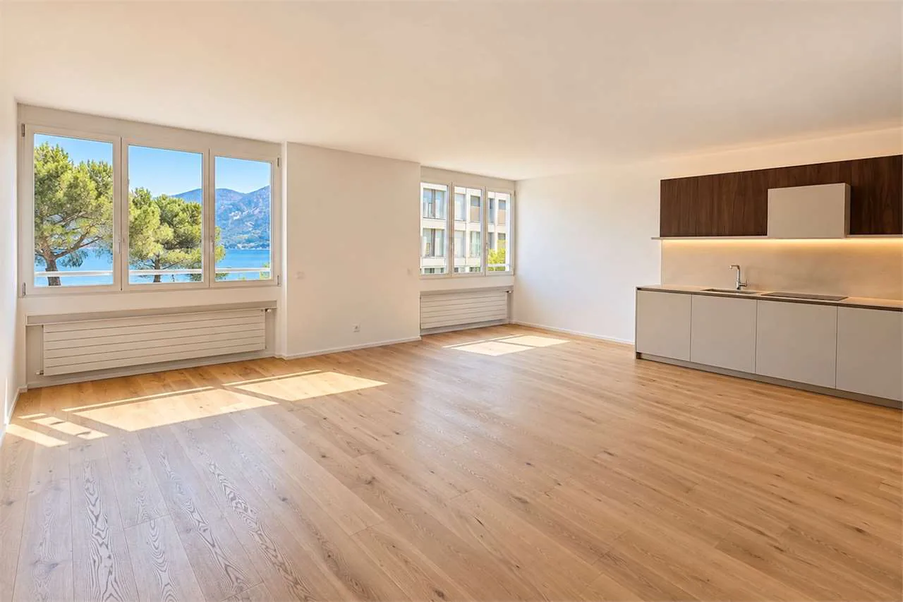 Helles 2.5-Zimmer-Apartment mit Seeblick in Paradiso