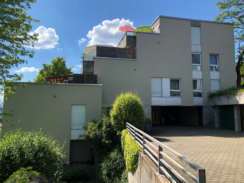 Appartement 2.5 pièces avec belle vue sur Sonnenhügel