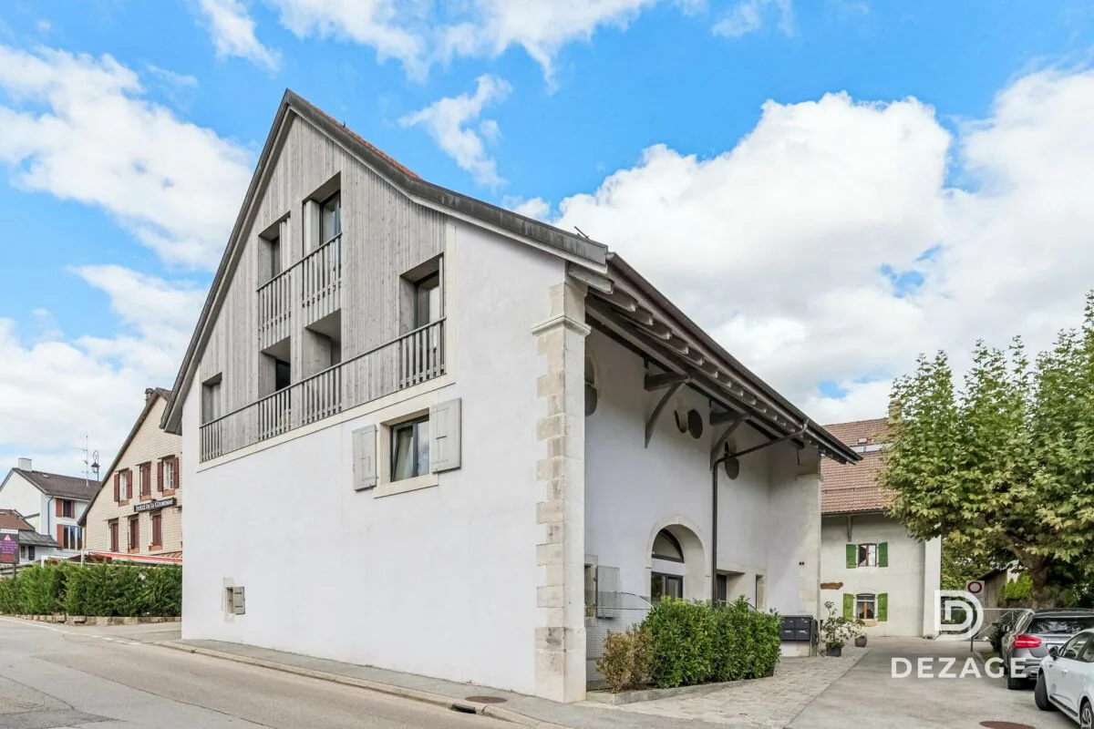Beautiful modern duplex just a few minutes from Gland