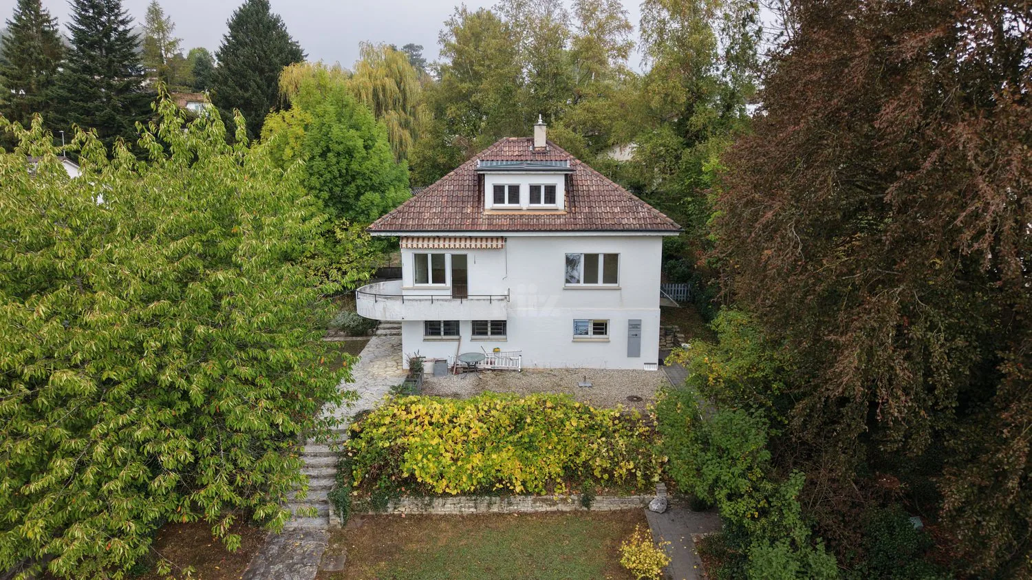 Charmantes Haus mit Garten und separatem Bereich
