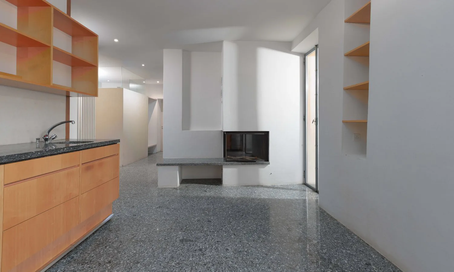 Appartement spacieux de 5.5 pièces avec balcon à Carona