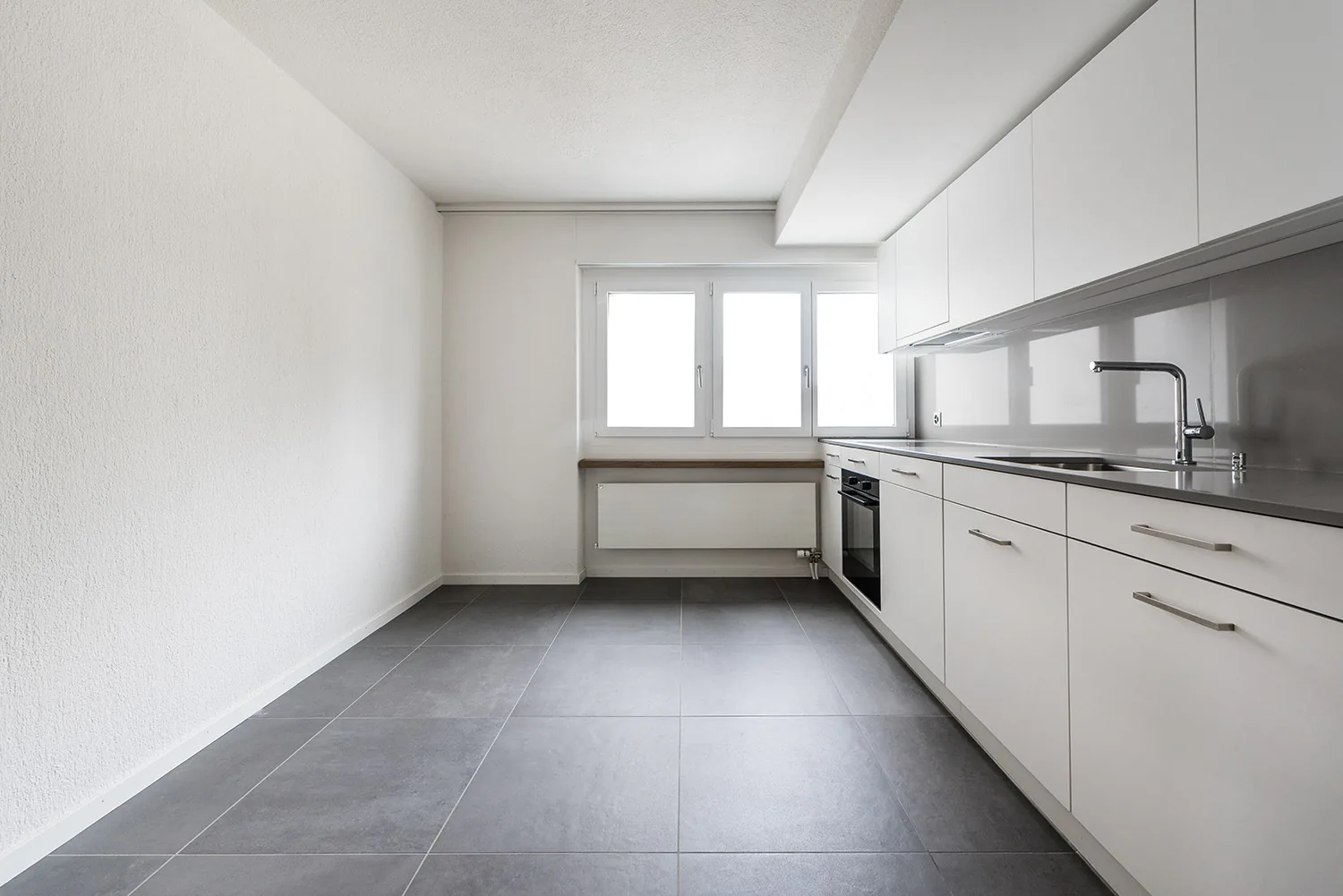 Renovated 2.5-room apartment for rent