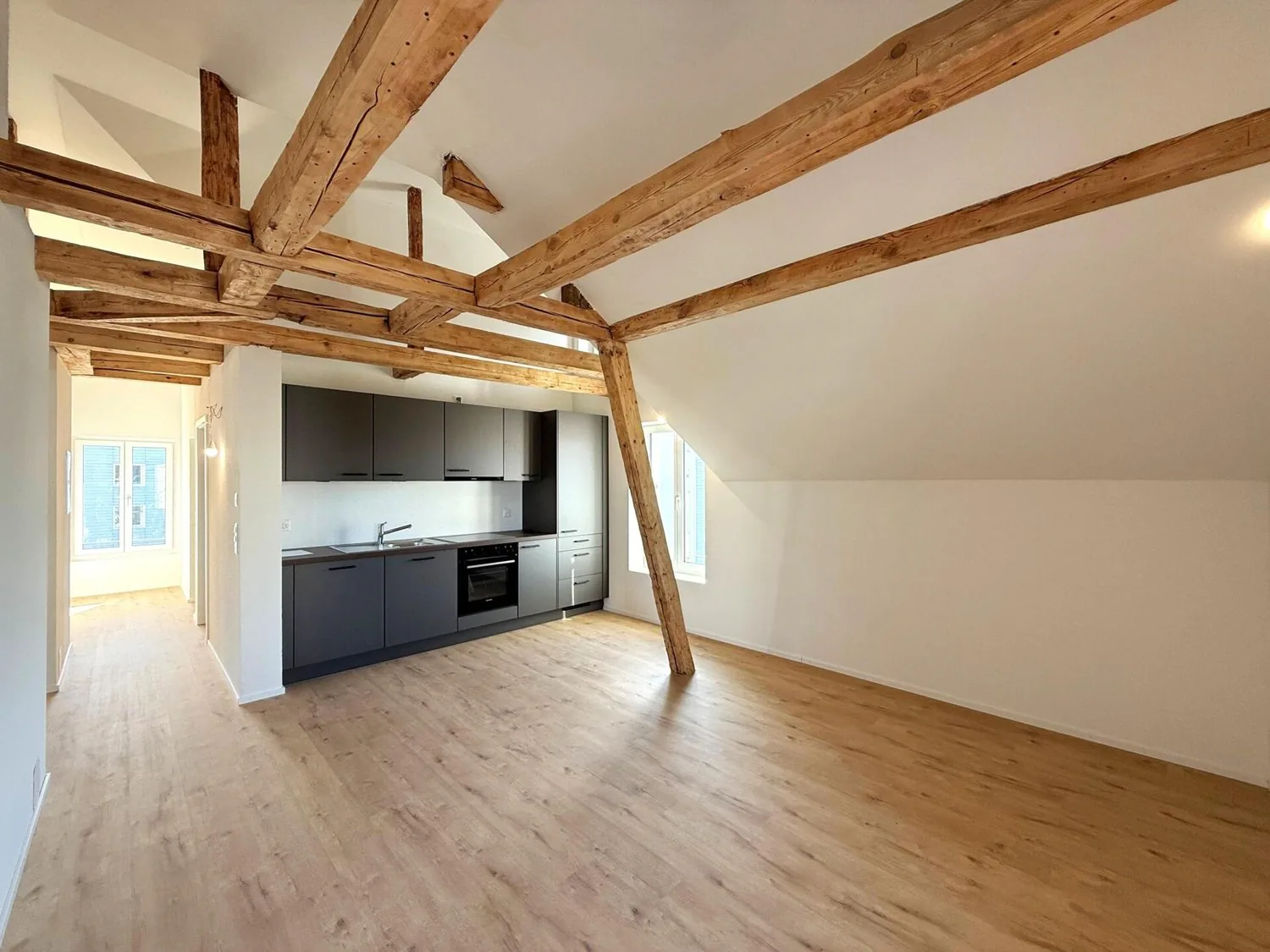 Charmante 3.5-Zimmer-Dachwohnung in Goldach