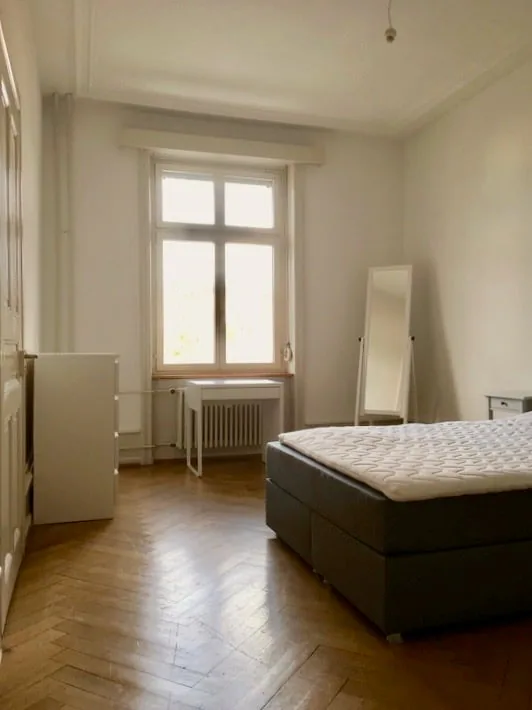 Stilvoll möbliertes WG-Zimmer in Basel