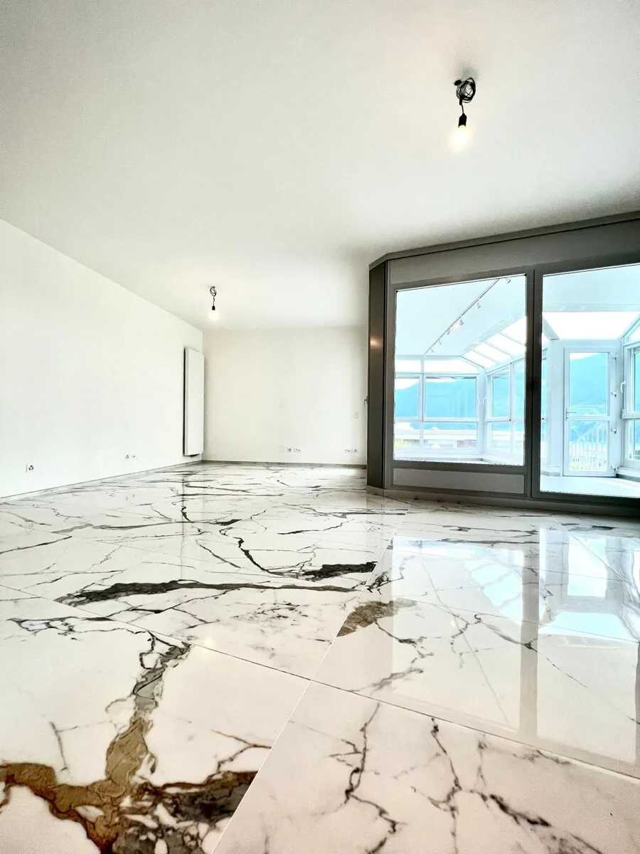 Lugano appartement élégant en seconde ligne