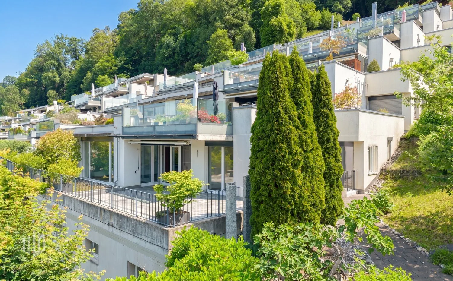 ImmoWyss - Casa a terrazza con vista sul castello, la città e lo Stockhorn