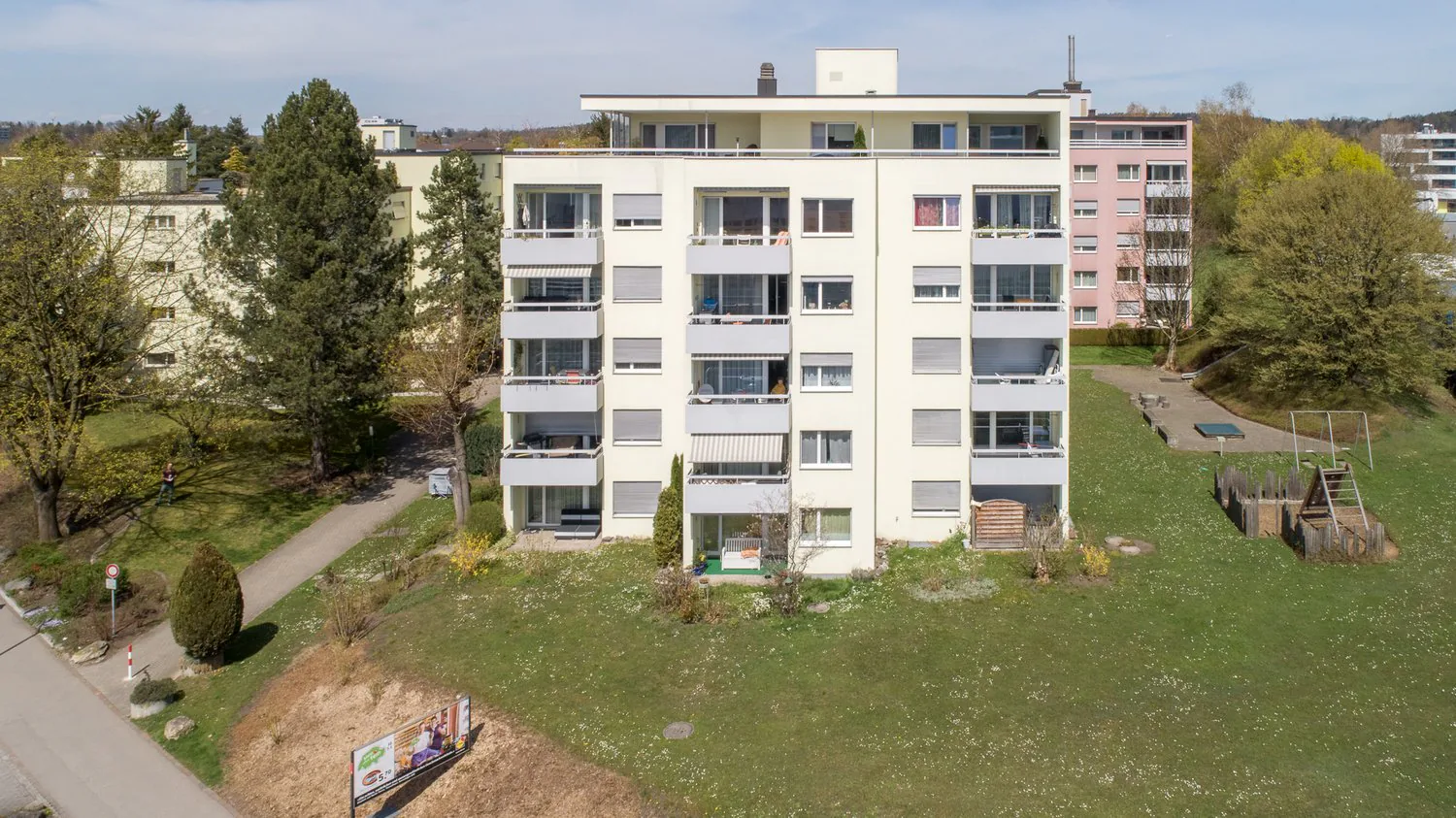 Stanzone per lavori manuali in affitto a Voletswil