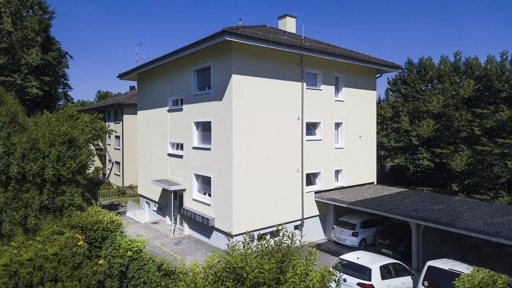 Desirable city apartment in ZH-Altstetten - smart, modern, and newly renovated
