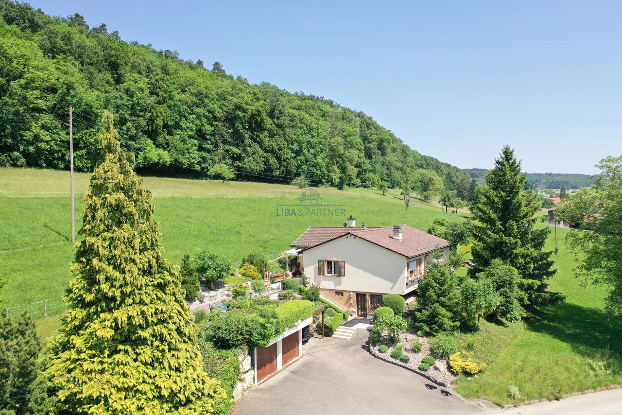 Charmantes Einfamilienhaus mit weitläufigem Gartenparadies