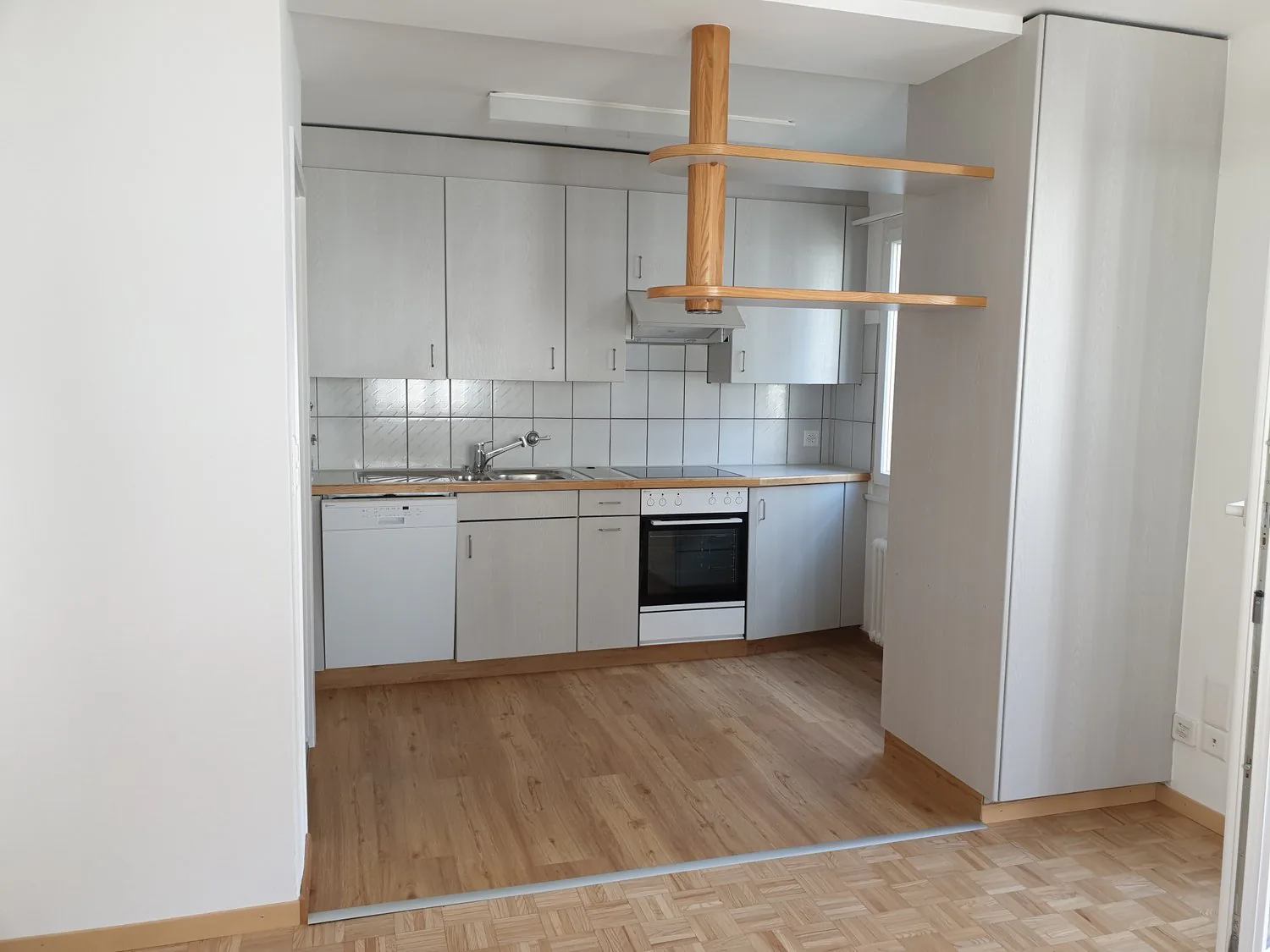 Appartement ensoleillé de 3 pièces dans un excellent emplacement à louer (première location après rénovation)