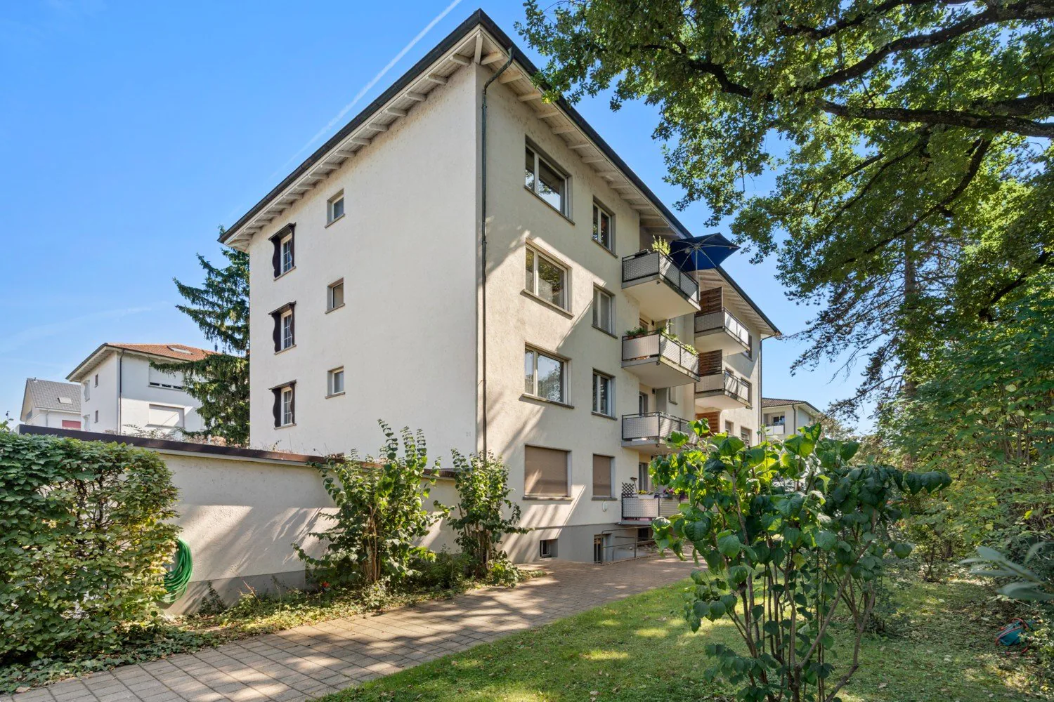 Sala hobby - Magazzino a Muttenz