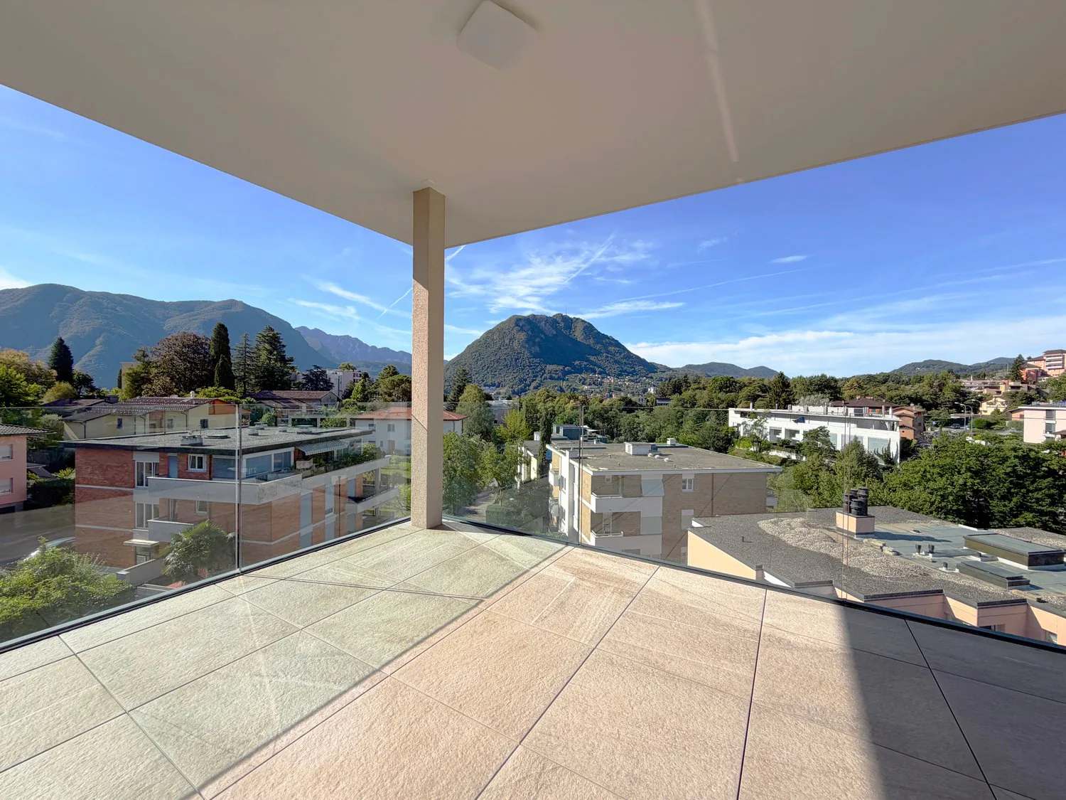 Elegant penthouse 4.5 rooms - Residenza Amaryllis