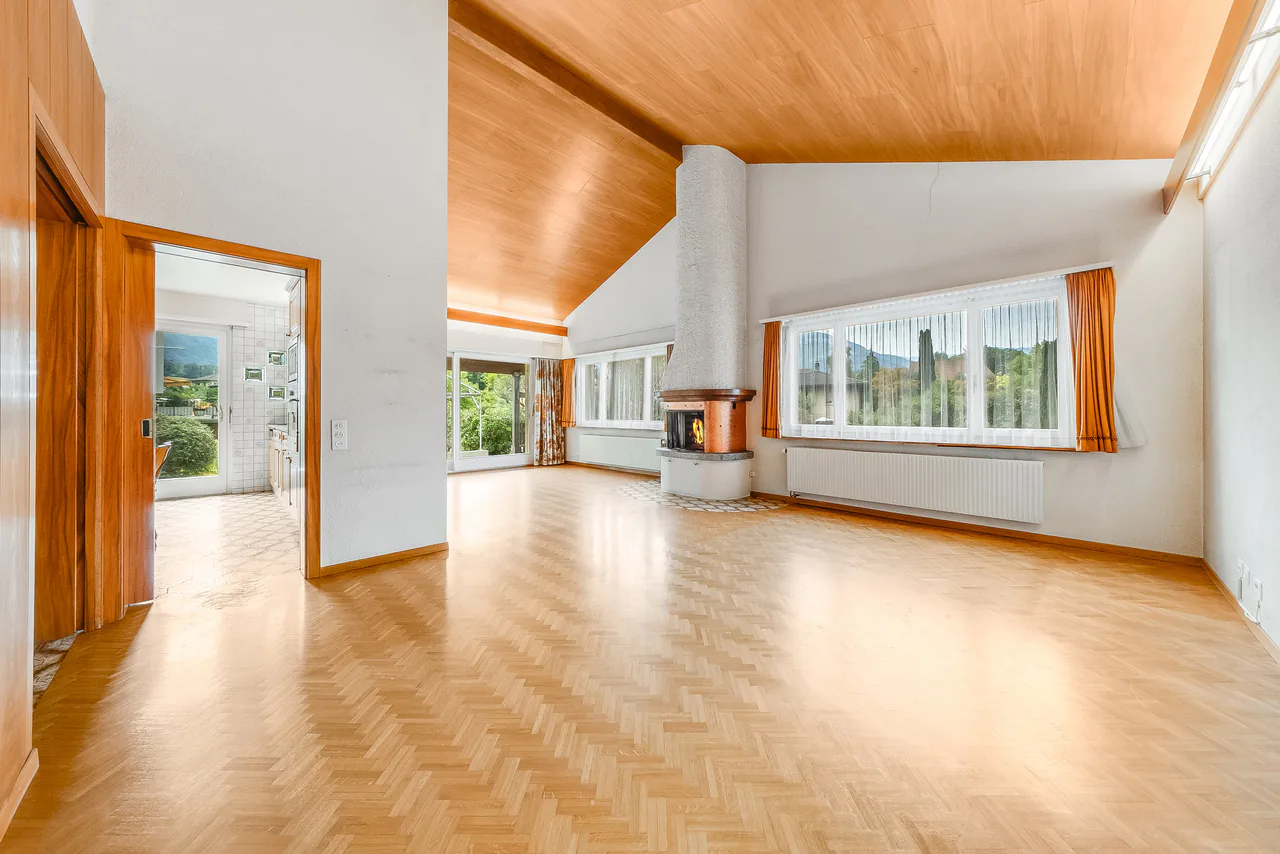 INDIVIDUAL VILLA + STUDIO - 3 GARAGES - EXCLUSIVE