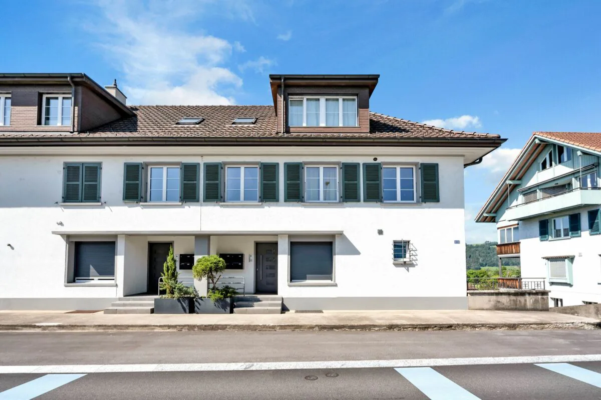 3.5 room apartment with large terrace and mountain view!