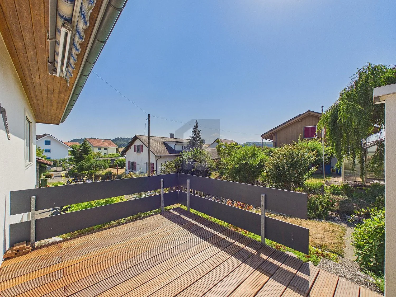 Rénové énergétiquement avec 1339 m² de terrain