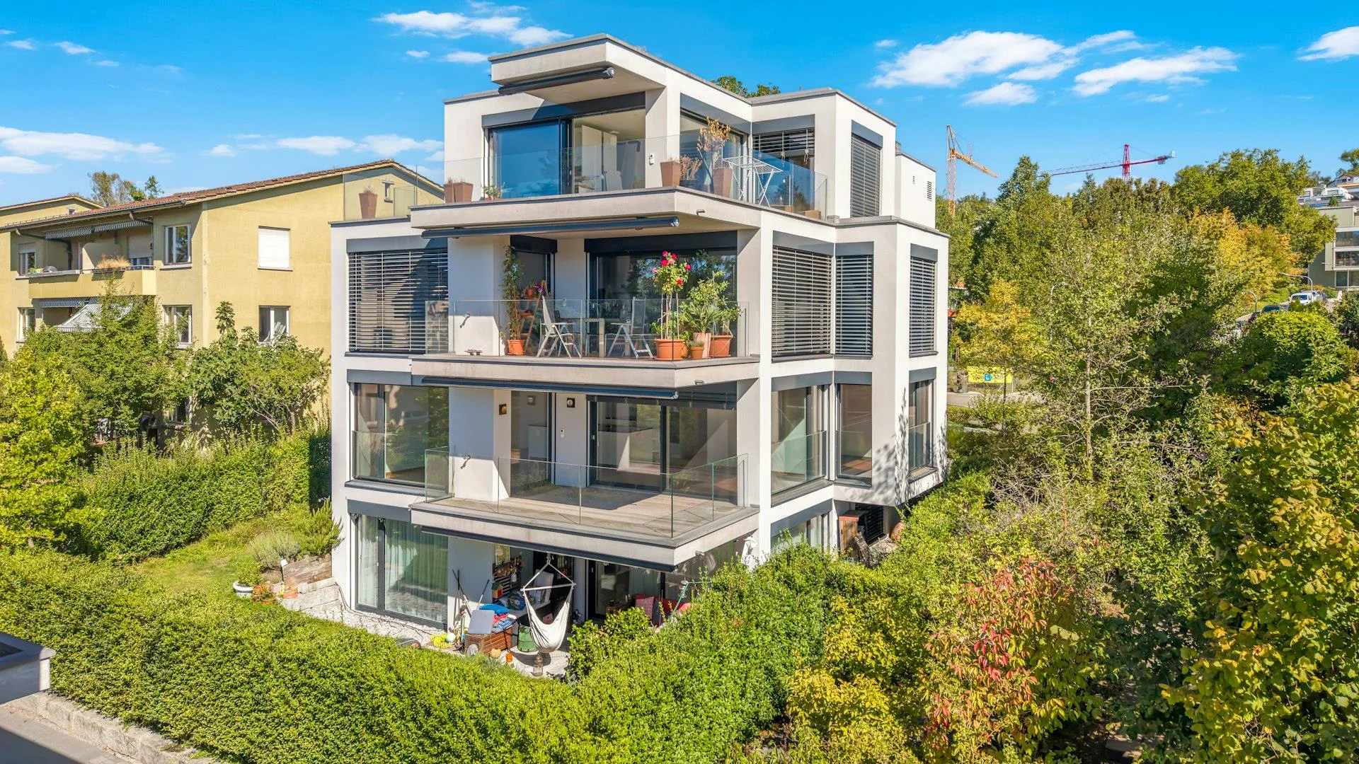 Weitblick trifft Wohnkomfort - Ihr neues Zuhause in Höngg
