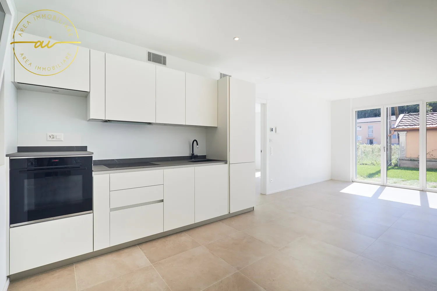 ELEGANT 2.5 ROOMS NEW BUILDING APARTMENT WITH GARDEN