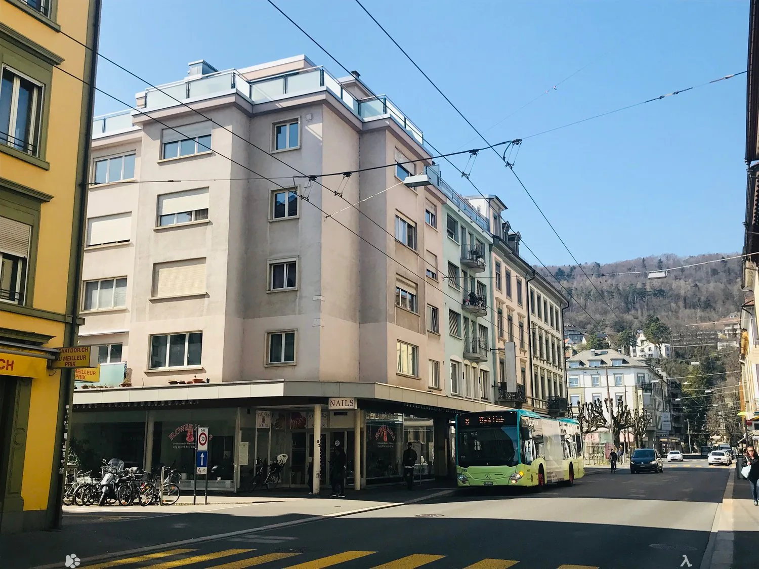 Bright 3.5-room apartment in a central location in Biel