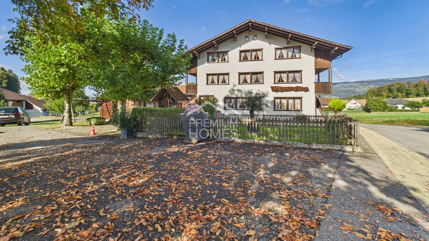 Proprietà polivalente con potenziale di costruzione attraente