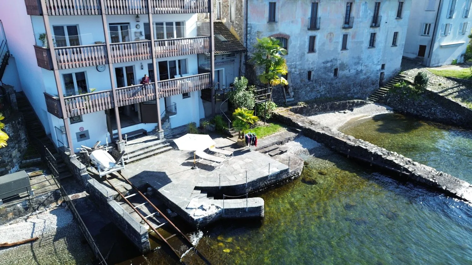Directly on Lake Maggiore – Unique Second Home by the Water