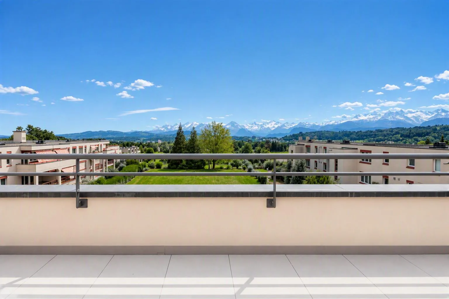 Modernes Wohnen mit Ausblick - sanierte 3.5-Zimmer-Maisonette