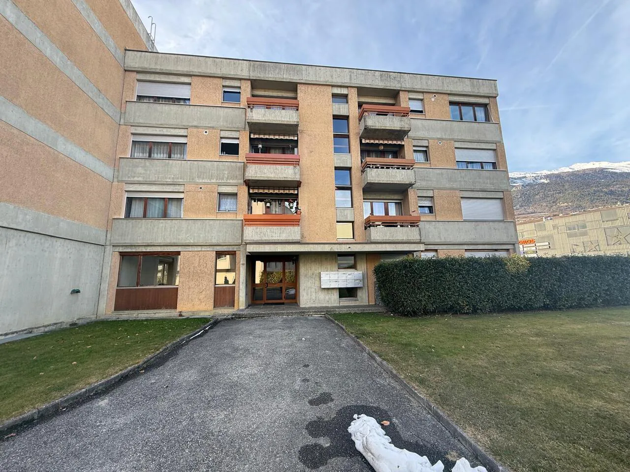 Monolocale di 1.5 locali con terrazza a Conthey