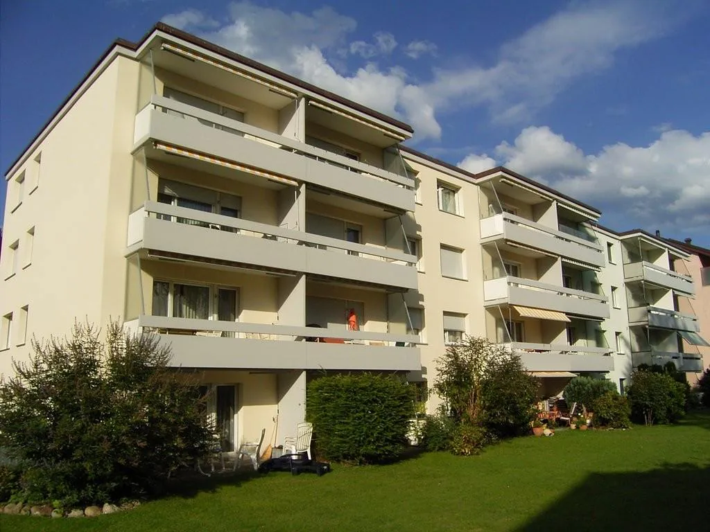 Grosszügige Wohnung an verkehrsgünstiger Lage
