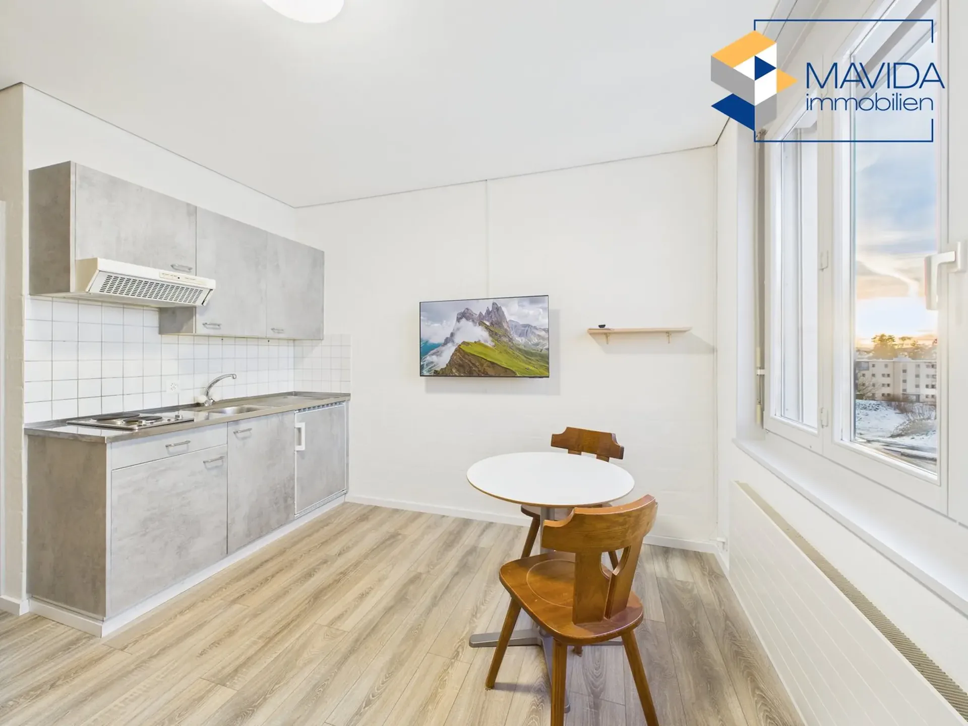 Furnished with communal terrace