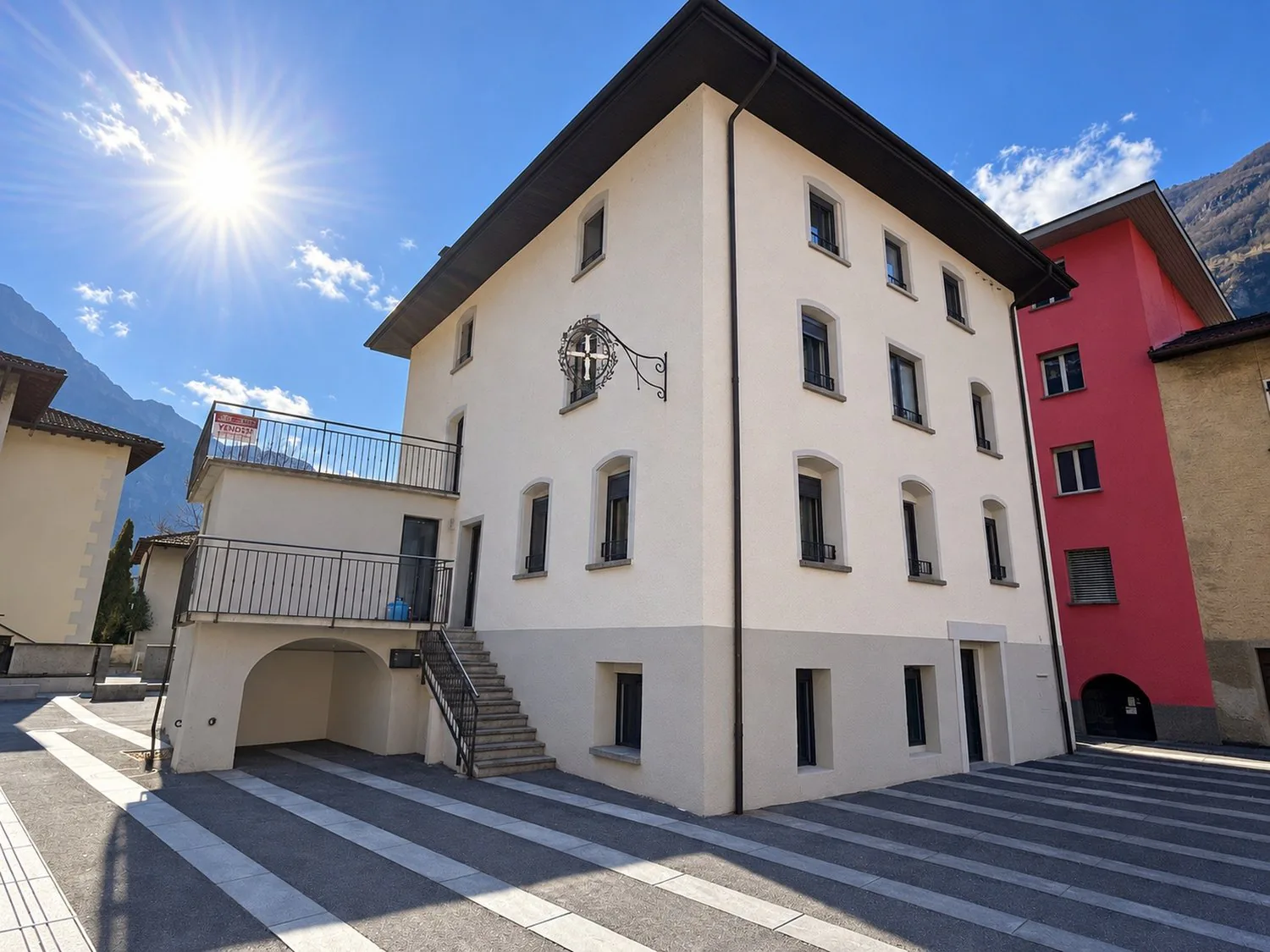 Vollständig renoviertes Mietshaus in Pollegio