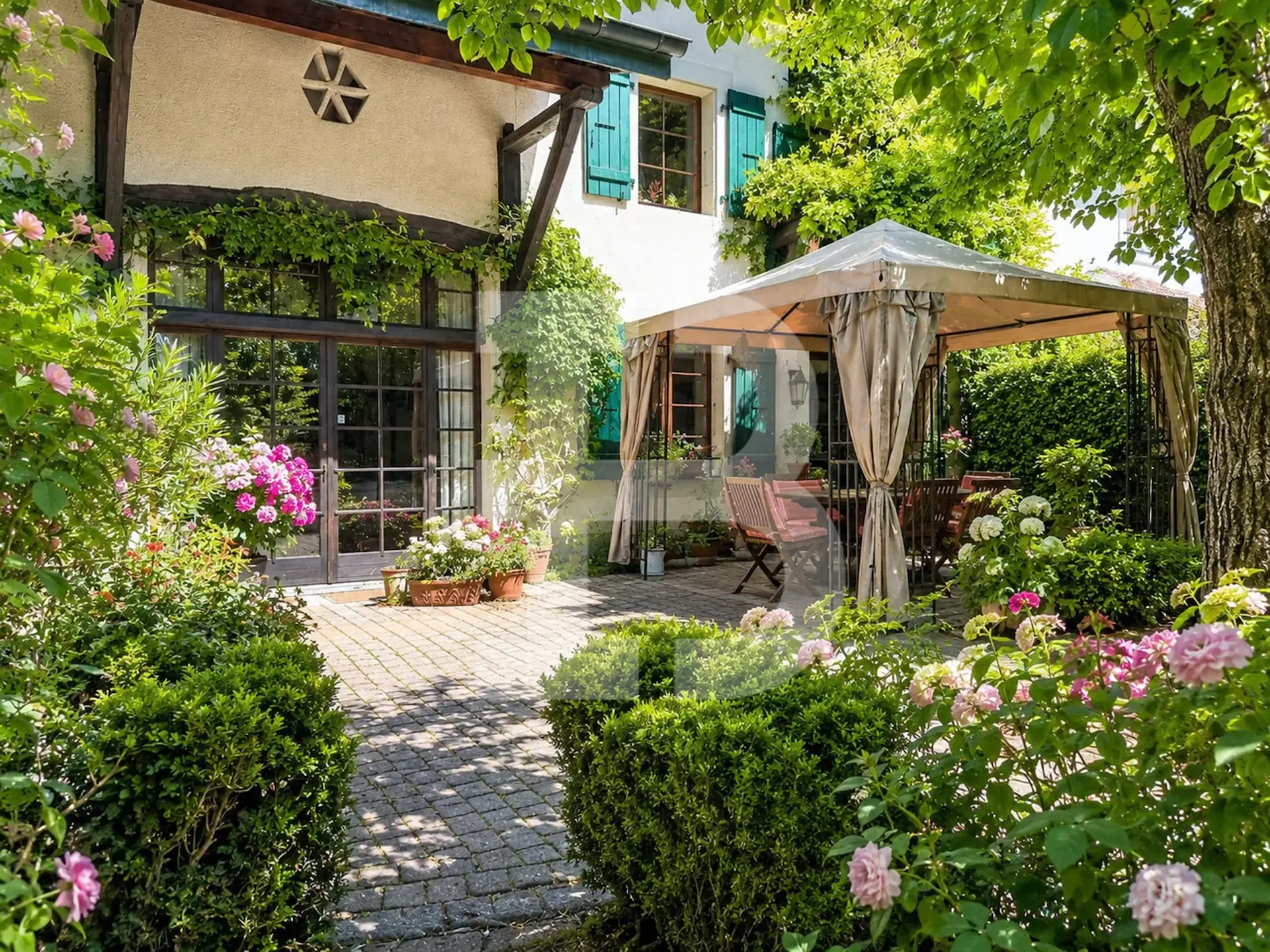 Prächtiges Bauernhaus im Herzen des Dorfes Bernex