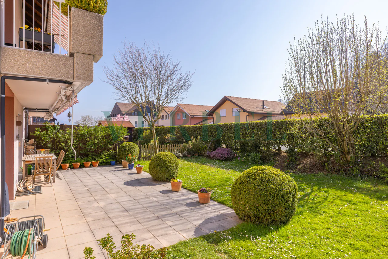 Prächtige 4.5-Zimmer-Wohnung im Erdgeschoss/Garden/Garage zum Kauf in Barter