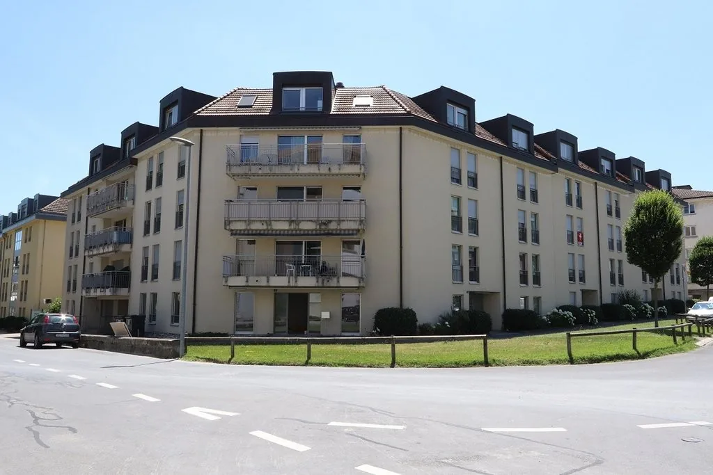 Bello appartamento con terrazza