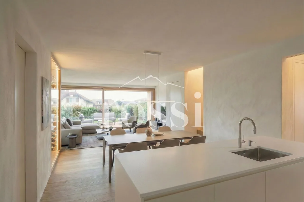 New 2.5-room attic apartment with balcony for sale in Cottens