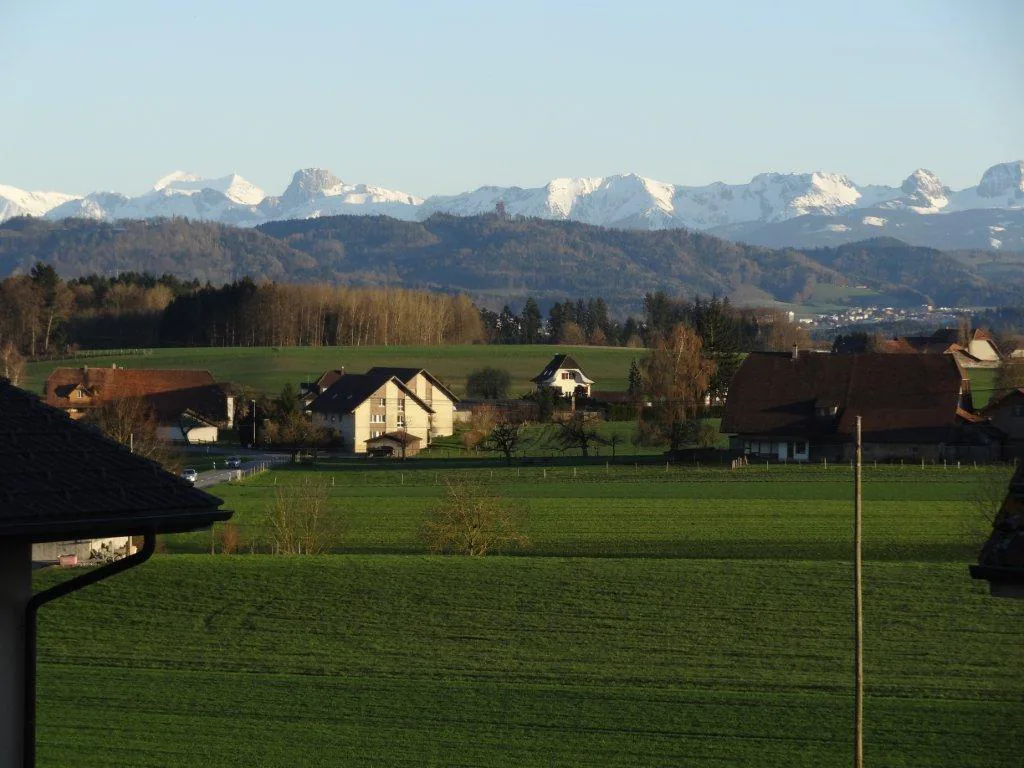 Appartamento 2 locali luminoso con vista panoramica a Ortschwaben