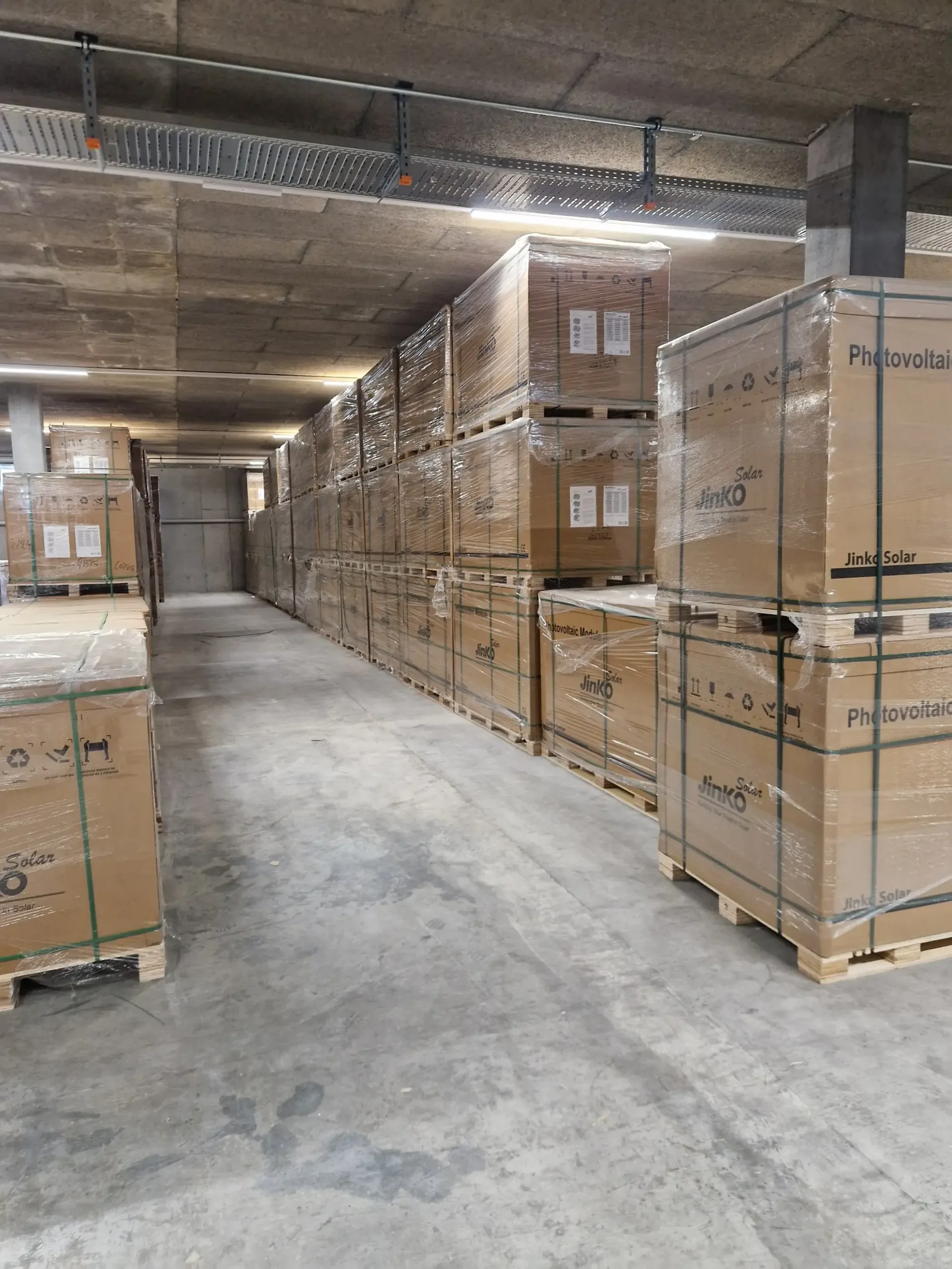Warehouse/production space on the lower floor approx. 750 m² near A2 Sursee
