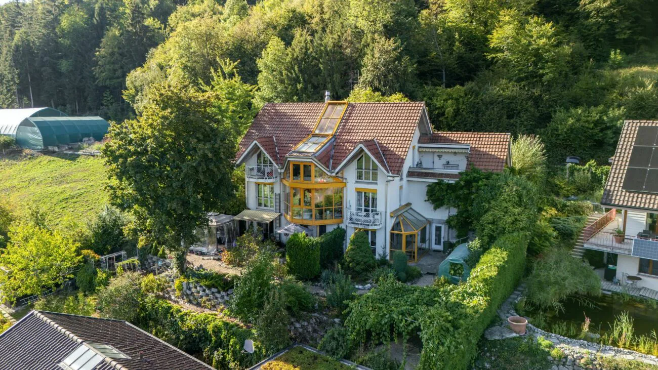 MAISON TRIA | Tre unità abitative. 306 M². Una casa piena di possibilità.