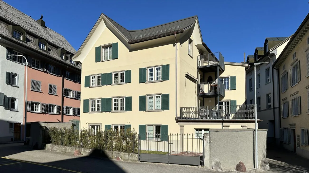 Casa multifamiliare nel centro storico di Glarus