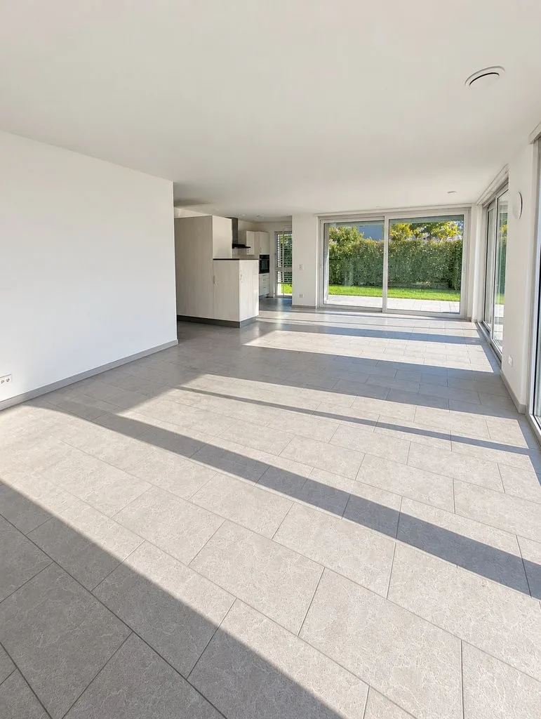 Attraktive 3.5-Zimmerwohnung mit grosser Terrasse und Gartenanteil