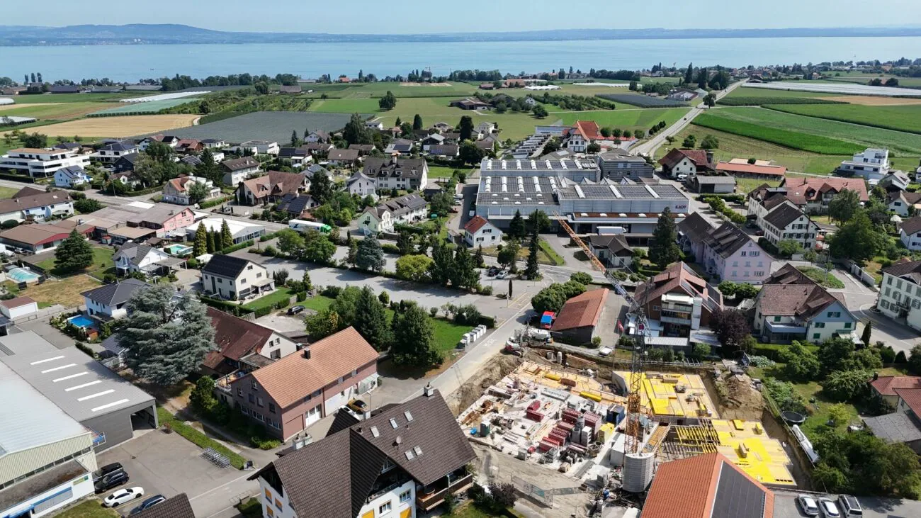 (A23) Viel Platz mit gut besonntem Balkon