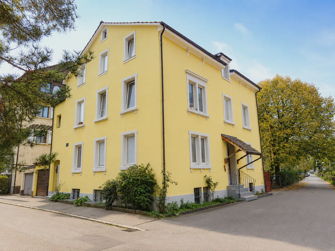 Appartement attractif de 3 pièces au 1er étage immédiatement à Basel - Binningen/Dorenbach